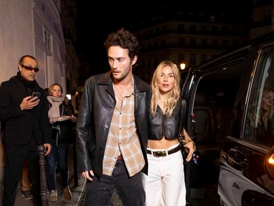 Celebrities arrive at the Frame dinner at Chateau Voltaire during Paris Fashion Week PFW Sienna Miller and Oli Green Celebrities arrive at the Frame dinner at Chateau Voltaire during Paris Fashion Week PFW on March 8, 2025 Pierre Perusseau Tiziano da Silva Bestimage Celebrities arrive at the Frame dinner at Chateau Voltaire during Paris Fashion Week PFW on March 8, 2025 Paris France  Copyright: xTizianoxDaxSilvax-xPierrexPerusseaux xBestimagexTizianoxDaxSilvax-xPierrexPerusseaux xBestimagex