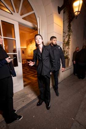 Celebrities arrive at the Frame dinner at Chateau Voltaire during Paris Fashion Week PFW Guest Celebrities arrive at the Frame dinner at Chateau Voltaire during Paris Fashion Week PFW on March 8, 2025 Pierre Perusseau Tiziano da Silva Bestimage Celebrities arrive at the Frame dinner at Chateau Voltaire during Paris Fashion Week PFW on March 8, 2025 Paris France  Copyright: xTizianoxDaxSilvax-xPierrexPerusseaux xBestimagexTizianoxDaxSilvax-xPierrexPerusseaux xBestimagex