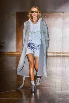 PFW - Florentina Leitner Runway A model walks the runway during the Florentina Leitner Womenswear Fall Winter 2025-2026 show as part of Paris Fashion Week on March 8, 2025 in Paris, France. Photo by Shootpix ABACAPRESS.COM Paris France  Copyright: xShootpix ABACAx