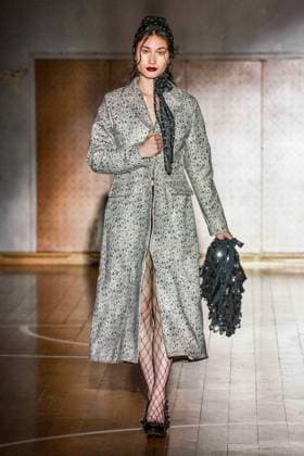 PFW - Florentina Leitner Runway A model walks the runway during the Florentina Leitner Womenswear Fall Winter 2025-2026 show as part of Paris Fashion Week on March 8, 2025 in Paris, France. Photo by Shootpix ABACAPRESS.COM Paris France  Copyright: xShootpix ABACAx