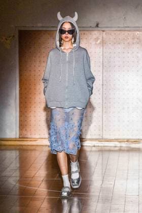 PFW - Florentina Leitner Runway A model walks the runway during the Florentina Leitner Womenswear Fall Winter 2025-2026 show as part of Paris Fashion Week on March 8, 2025 in Paris, France. Photo by Shootpix ABACAPRESS.COM Paris France  Copyright: xShootpix ABACAx