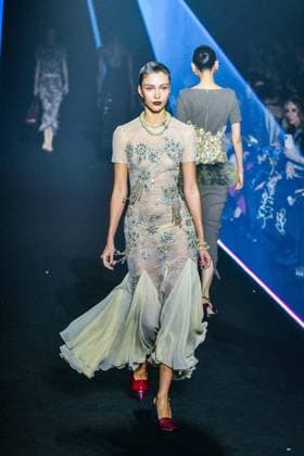 PFW - Georges Hobeika Runway - Paris A model walks the runway during the Georges Hobeika Womenswear Fall Winter 2025-2026 show as part of Paris Fashion Week at Palais De Tokyo in Paris, France, on March 08, 2025. Photo by Shootpix ABACAPRESS.COM Paris France  Copyright: xShootpix ABACAx