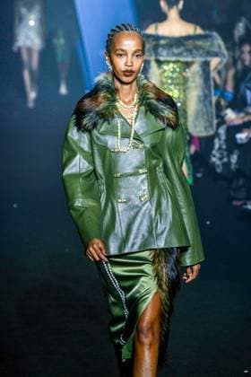 PFW - Georges Hobeika Runway - Paris A model walks the runway during the Georges Hobeika Womenswear Fall Winter 2025-2026 show as part of Paris Fashion Week at Palais De Tokyo in Paris, France, on March 08, 2025. Photo by Shootpix ABACAPRESS.COM Paris France  Copyright: xShootpix ABACAx