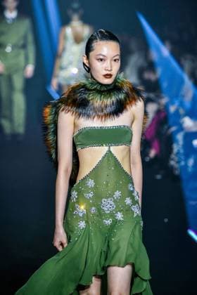 PFW - Georges Hobeika Runway - Paris A model walks the runway during the Georges Hobeika Womenswear Fall Winter 2025-2026 show as part of Paris Fashion Week at Palais De Tokyo in Paris, France, on March 08, 2025. Photo by Shootpix ABACAPRESS.COM Paris France  Copyright: xShootpix ABACAx