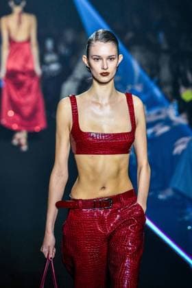 PFW - Georges Hobeika Runway - Paris A model walks the runway during the Georges Hobeika Womenswear Fall Winter 2025-2026 show as part of Paris Fashion Week at Palais De Tokyo in Paris, France, on March 08, 2025. Photo by Shootpix ABACAPRESS.COM Paris France  Copyright: xShootpix ABACAx