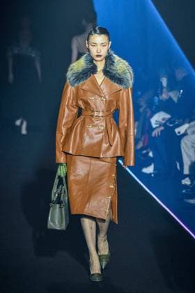 PFW - Georges Hobeika Runway - Paris A model walks the runway during the Georges Hobeika Womenswear Fall Winter 2025-2026 show as part of Paris Fashion Week at Palais De Tokyo in Paris, France, on March 08, 2025. Photo by Shootpix ABACAPRESS.COM Paris France  Copyright: xShootpix ABACAx