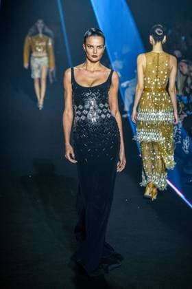 PFW - Georges Hobeika Runway - Paris A model walks the runway during the Georges Hobeika Womenswear Fall Winter 2025-2026 show as part of Paris Fashion Week at Palais De Tokyo in Paris, France, on March 08, 2025. Photo by Shootpix ABACAPRESS.COM Paris France  Copyright: xShootpix ABACAx