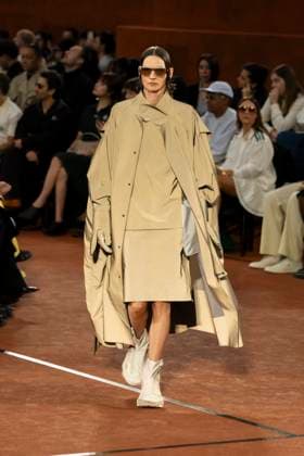 Défilé Lacoste Collection Prêt à Porter Automne Hiver 2025 2026 lors de la Fashion Week de Paris PFW Défilé Lacoste Collection Prêt à Porter Automne Hiver 2025 2026 lors de la Fashion Week de Paris PFW le 9 mars 2025 Lacoste Fall Winter 2025 2026 Ready to Wear Collection fashion show during Paris Fashion Week PFW on March 9, 2025 Paris France  Copyright: xAgencex xBestimagexAgencex xBestimagex