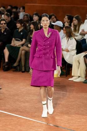 Défilé Lacoste Collection Prêt à Porter Automne Hiver 2025 2026 lors de la Fashion Week de Paris PFW Défilé Lacoste Collection Prêt à Porter Automne Hiver 2025 2026 lors de la Fashion Week de Paris PFW le 9 mars 2025 Lacoste Fall Winter 2025 2026 Ready to Wear Collection fashion show during Paris Fashion Week PFW on March 9, 2025 Paris France  Copyright: xAgencex xBestimagexAgencex xBestimagex