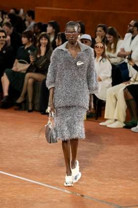Défilé Lacoste Collection Prêt à Porter Automne Hiver 2025 2026 lors de la Fashion Week de Paris PFW Défilé Lacoste Collection Prêt à Porter Automne Hiver 2025 2026 lors de la Fashion Week de Paris PFW le 9 mars 2025 Lacoste Fall Winter 2025 2026 Ready to Wear Collection fashion show during Paris Fashion Week PFW on March 9, 2025 Paris France  Copyright: xAgencex xBestimagexAgencex xBestimagex