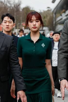 Celebrities at Lacoste Fashion Show Ready to Wear Collection Fall Winter 2025 2026 during Paris Fashion Week PFW An Yu jin at Lacoste Fashion Show Ready to Wear Collection Fall Winter 2025 2026 during Paris Fashion Week PFW , on march 9th 2025 Christophe Clovis Bestimage Celebrities at Lacoste Fashion Show Ready to Wear Collection Fall Winter 2025 2026 during Paris Fashion Week, on march 9th 2025 Paris France  Copyright: xChristophexClovisx xBestimagexChristophexClovisx xBestimagex