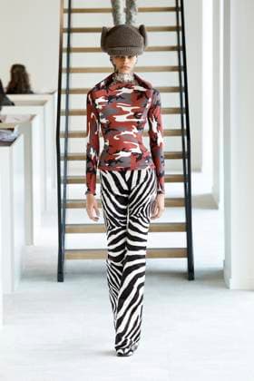 Duran Lantink Ready to wear fall winter 2025 26 Paris March 2005 Duran Lantink Ready to wear fall winter 2025 26 Paris March 2005, Credit:Zeppelin Avalon  Copyright: xZeppelinx xAvalonx 0974076253