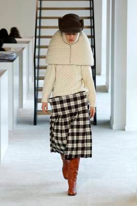Duran Lantink Ready to wear fall winter 2025 26 Paris March 2005 Duran Lantink Ready to wear fall winter 2025 26 Paris March 2005, Credit:Zeppelin Avalon  Copyright: xZeppelinx xAvalonx 0974076451