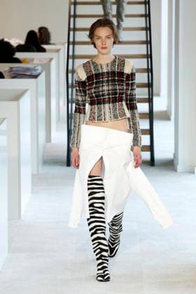 Duran Lantink Ready to wear fall winter 2025 26 Paris March 2005 Duran Lantink Ready to wear fall winter 2025 26 Paris March 2005, Credit:Zeppelin Avalon  Copyright: xZeppelinx xAvalonx 0974076506