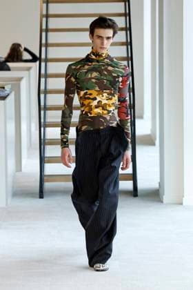 Duran Lantink Ready to wear fall winter 2025 26 Paris March 2005 Duran Lantink Ready to wear fall winter 2025 26 Paris March 2005, Credit:Zeppelin Avalon  Copyright: xZeppelinx xAvalonx 0974076612