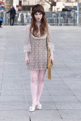 Celebrities at Valentino Fashion Show Sophie Thatcher Photo Call for Le Défilé Valentino Collection Prêt à Porter Automne Hiver 2025 2026 lors de la Fashion Week de Paris PFW, on march 9th 2025 Olivier Borde Bestimage Celebrities at Valentino Fashion Show Ready to Wear Collection Fall Winter 2025 2026 during Paris Fashion Week, on march 9th 2025 Olivier Borde Bestimage  Copyright: xOLIVIERxBORDEx xBESTIMAGExOLIVIERxBORDEx xBESTIMAGEx