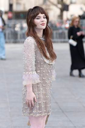 Celebrities at Valentino Fashion Show Sophie Thatcher Photo Call for Le Défilé Valentino Collection Prêt à Porter Automne Hiver 2025 2026 lors de la Fashion Week de Paris PFW, on march 9th 2025 Olivier Borde Bestimage Celebrities at Valentino Fashion Show Ready to Wear Collection Fall Winter 2025 2026 during Paris Fashion Week, on march 9th 2025 Olivier Borde Bestimage  Copyright: xOLIVIERxBORDEx xBESTIMAGExOLIVIERxBORDEx xBESTIMAGEx