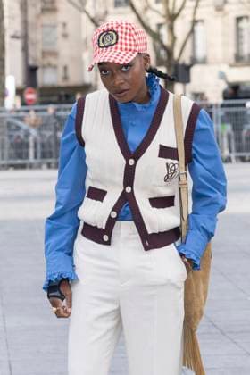Celebrities at Valentino Fashion Show Little Simz Photo Call for Le Défilé Valentino Collection Prêt à Porter Automne Hiver 2025 2026 lors de la Fashion Week de Paris PFW, on march 9th 2025 Olivier Borde Bestimage Celebrities at Valentino Fashion Show Ready to Wear Collection Fall Winter 2025 2026 during Paris Fashion Week, on march 9th 2025 Olivier Borde Bestimage  Copyright: xOLIVIERxBORDEx xBESTIMAGExOLIVIERxBORDEx xBESTIMAGEx