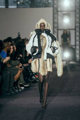 PFW - Ottolinger Runway  Copyright: xJumeauxAlexis ABACAx