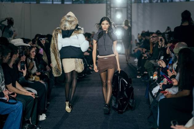 PFW - Ottolinger Runway  Copyright: xJumeauxAlexis ABACAx
