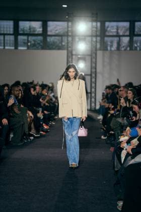 PFW - Ottolinger Runway  Copyright: xJumeauxAlexis ABACAx