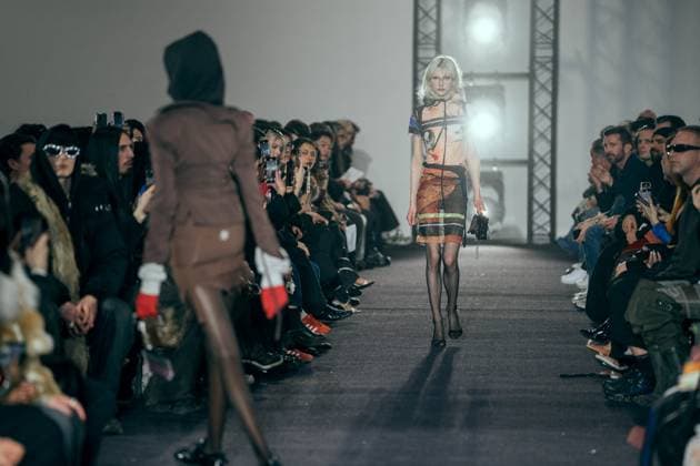 PFW - Ottolinger Runway  Copyright: xJumeauxAlexis ABACAx