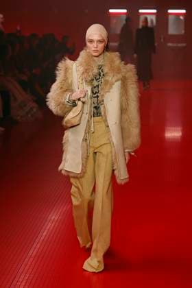 Valentino Ready to wear fall winter 2025 26 Paris March 2005 Valentino Ready to wear fall winter 2025 26 Paris March 2005, Credit:Zeppelin Avalon  Copyright: xZeppelinx xAvalonx 0974100185