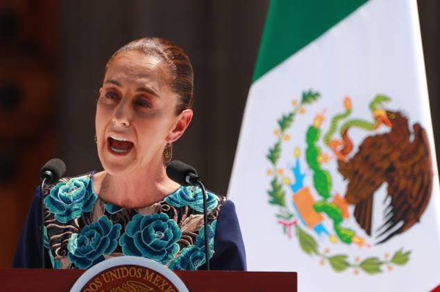 President Claudia Sheinbaum s Briefing Assembly Mexico™s President Claudia Sheinbaum Pardo speaking during the informative assembly about tariffs of U.S President Donald Trump and the sovereignty of the country at main square Zocalo. on March 9, 2025 in Mexico City, Mexico. (Photo by Carlos Santiago Eyepix Group) Copyright: xCarlosxSantiago xEyepixxGroupx CS_09032025_146293