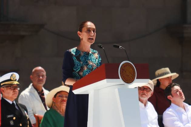 President Claudia Sheinbaum s Briefing Assembly Mexico™s President Claudia Sheinbaum Pardo speaking during the informative assembly about tariffs of U.S President Donald Trump and the sovereignty of the country at main square Zocalo. on March 9, 2025 in Mexico City, Mexico. (Photo by Carlos Santiago Eyepix Group) Copyright: xCarlosxSantiago xEyepixxGroupx CS_09032025_146305