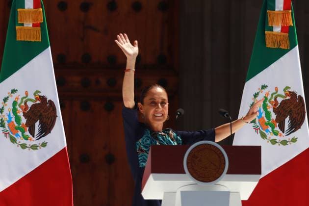 President Claudia Sheinbaum s Briefing Assembly Mexico™s President Claudia Sheinbaum Pardo speaking during the informative assembly about tariffs of U.S President Donald Trump and the sovereignty of the country at main square Zocalo. on March 9, 2025 in Mexico City, Mexico. (Photo by Carlos Santiago Eyepix Group) Copyright: xCarlosxSantiago xEyepixxGroupx CS_09032025_146315