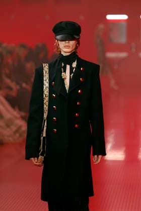 Valentino Ready to wear fall winter 2025 26 Paris March 2005 Valentino Ready to wear fall winter 2025 26 Paris March 2005, Credit:Zeppelin Avalon  Copyright: xZeppelinx xAvalonx 0974113550
