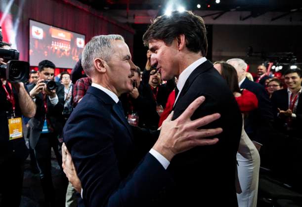 Kanada, Mark Carney wird neuer Premierminister, Archivbilder March 9, 2025, Ottawa, On, Canada: Mark Carney, Leader of the Liberal Party of Canada, embraces Prime Minister Justin Trudeau after being announced the winner at the Liberal Leadership Event in Ottawa, on Sunday, March 9, 2025. Ottawa Canada - ZUMAc35_ 20250309_zaf_c35_164 Copyright: xJustinxTangx