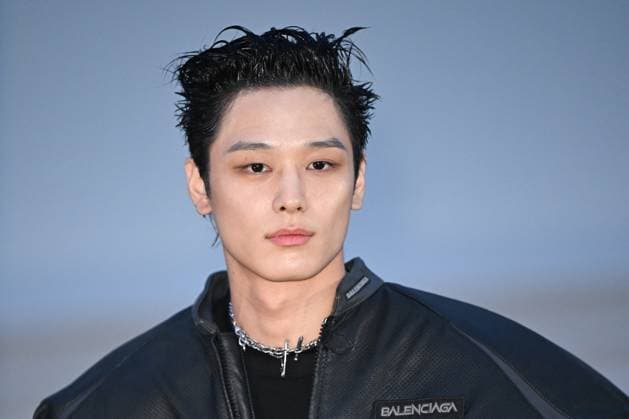 PFW Balenciaga Arrivals Juyeon attending the Balenciaga Womenswear Fall Winter 2025-2026 show as part of Paris Fashion Week in Paris, France on March 09, 2025. Photo by Aurore Marechal ABACAPRESS.COM Paris France  Copyright: xMarechalxAurore ABACAx