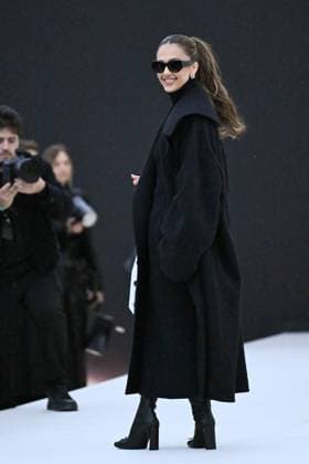 PFW Balenciaga Arrivals Jessica Alba attending the Balenciaga Womenswear Fall Winter 2025-2026 show as part of Paris Fashion Week in Paris, France on March 09, 2025. Photo by Aurore Marechal ABACAPRESS.COM Paris France  Copyright: xMarechalxAurore ABACAx
