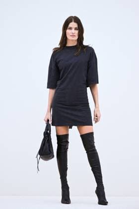 PFW Balenciaga Arrivals Isabeli Fontana attending the Balenciaga Womenswear Fall Winter 2025-2026 show as part of Paris Fashion Week in Paris, France on March 09, 2025. Photo by Aurore Marechal ABACAPRESS.COM Paris France  Copyright: xMarechalxAurore ABACAx