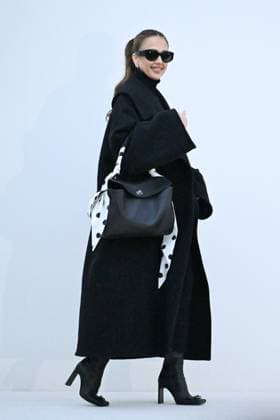 PFW Balenciaga Arrivals Jessica Alba attending the Balenciaga Womenswear Fall Winter 2025-2026 show as part of Paris Fashion Week in Paris, France on March 09, 2025. Photo by Aurore Marechal ABACAPRESS.COM Paris France  Copyright: xMarechalxAurore ABACAx