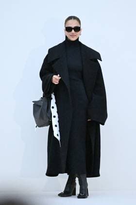 PFW Balenciaga Arrivals Jessica Alba attending the Balenciaga Womenswear Fall Winter 2025-2026 show as part of Paris Fashion Week in Paris, France on March 09, 2025. Photo by Aurore Marechal ABACAPRESS.COM Paris France  Copyright: xMarechalxAurore ABACAx