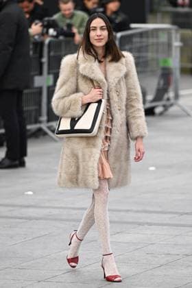 PFW Valentino Arrivals Alexa Chung attending the Valentino Womenswear Fall Winter 2025-2026 show as part of Paris Fashion Week in Paris, France on March 09, 2025. Photo by Aurore Marechal ABACAPRESS.COM Paris France  Copyright: xMarechalxAurore ABACAx