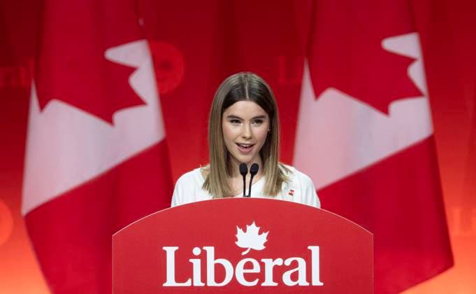 March 9, 2025, Ottawa, On, Canada: Cleo Carney introduces her father, newly-elected Liberal Leader Mark Carney at the Liberal leadership announcement in Ottawa on Sunday, March 9, 2025. Ottawa Canada  - ZUMAc35_ 20250309_zaf_c35_256 Copyright: xAdrianxWyldx