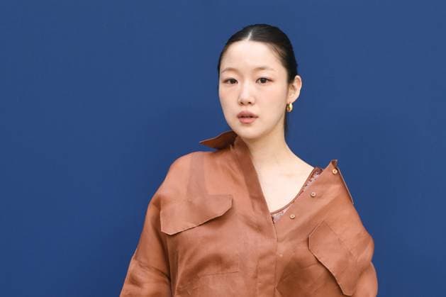 PFW Akris Front Row Kyung Hwa Lee attending the Akris Womenswear Fall Winter 2025-2026 show as part of Paris Fashion Week in Paris, France on March 09, 2025. Photo by Aurore Marechal ABACAPRESS.COM Paris France  Copyright: xMarechalxAurore ABACAx