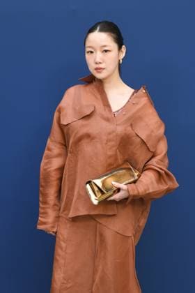 PFW Akris Front Row Kyung Hwa Lee attending the Akris Womenswear Fall Winter 2025-2026 show as part of Paris Fashion Week in Paris, France on March 09, 2025. Photo by Aurore Marechal ABACAPRESS.COM Paris France  Copyright: xMarechalxAurore ABACAx