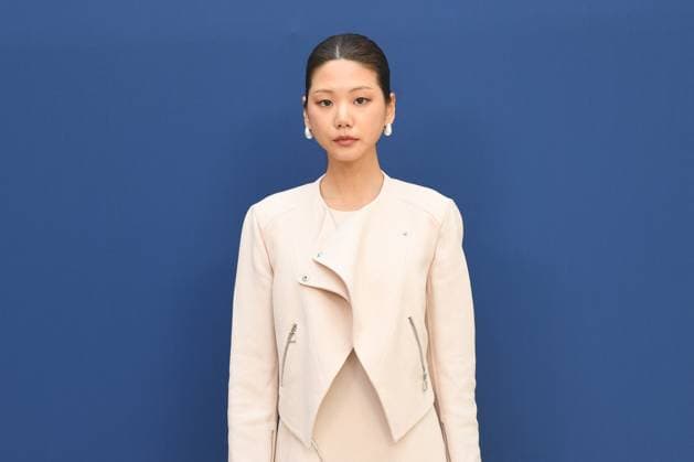 PFW Akris Front Row Min Young Jeoung attending the Akris Womenswear Fall Winter 2025-2026 show as part of Paris Fashion Week in Paris, France on March 09, 2025. Photo by Aurore Marechal ABACAPRESS.COM Paris France  Copyright: xMarechalxAurore ABACAx