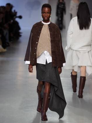 PFW - Niccolo Pasqualetti Runway A model walks the runway during the Niccolo Pasqualetti Womenswear Fall Winter 2025-2026 show as part of Paris Fashion Week at Palais De Tokyo on March 09, 2025 in Paris, France. Photo by Alain-gil Gonzalez ABACAPRESS.COM Paris France  Copyright: xGonzalezxAlain-Gil ABACAx