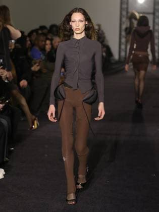 PFW - Ottolinger Runway A model walks the runway during the Ottolinger Womenswear Fall Winter 2025-2026 show as part of Paris Fashion Week at 13 rue de Santeuil on March 09, 2025 in Paris, France. Photo by Alain-gil Gonzalez ABACAPRESS.COM Paris France  Copyright: xGonzalezxAlain-Gil ABACAx