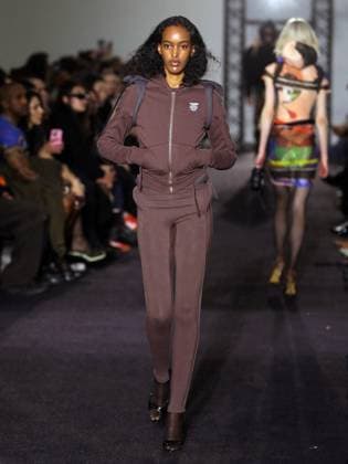 PFW - Ottolinger Runway A model walks the runway during the Ottolinger Womenswear Fall Winter 2025-2026 show as part of Paris Fashion Week at 13 rue de Santeuil on March 09, 2025 in Paris, France. Photo by Alain-gil Gonzalez ABACAPRESS.COM Paris France  Copyright: xGonzalezxAlain-Gil ABACAx