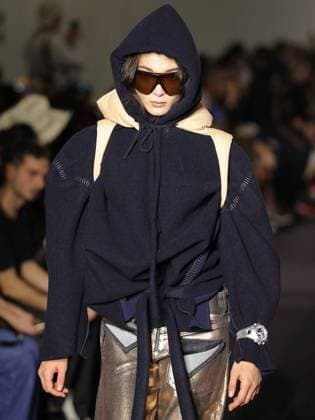 PFW - Ottolinger Runway A model walks the runway during the Ottolinger Womenswear Fall Winter 2025-2026 show as part of Paris Fashion Week at 13 rue de Santeuil on March 09, 2025 in Paris, France. Photo by Alain-gil Gonzalez ABACAPRESS.COM Paris France  Copyright: xGonzalezxAlain-Gil ABACAx