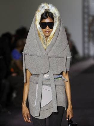 PFW - Ottolinger Runway A model walks the runway during the Ottolinger Womenswear Fall Winter 2025-2026 show as part of Paris Fashion Week at 13 rue de Santeuil on March 09, 2025 in Paris, France. Photo by Alain-gil Gonzalez ABACAPRESS.COM Paris France  Copyright: xGonzalezxAlain-Gil ABACAx