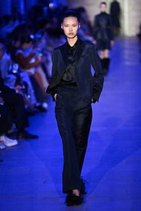PFW Akris Runway A model walks the runway during the Akris Womenswear Fall Winter 2025-2026 show as part of Paris Fashion Week in Paris, France on March 09, 2025. Photo by Aurore Marechal ABACAPRESS.COM Paris France  Copyright: xMarechalxAurore ABACAx