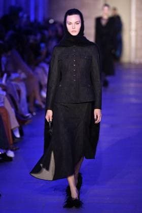 PFW Akris Runway A model walks the runway during the Akris Womenswear Fall Winter 2025-2026 show as part of Paris Fashion Week in Paris, France on March 09, 2025. Photo by Aurore Marechal ABACAPRESS.COM Paris France  Copyright: xMarechalxAurore ABACAx