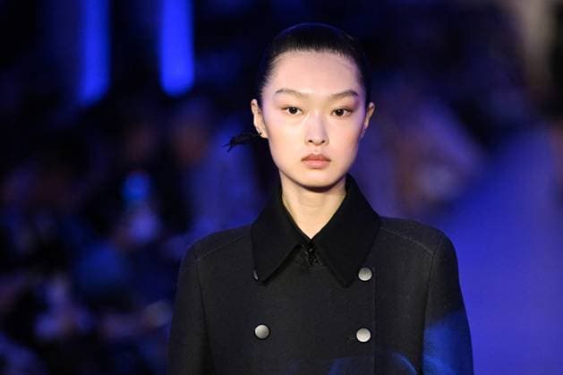 PFW Akris Runway A model walks the runway during the Akris Womenswear Fall Winter 2025-2026 show as part of Paris Fashion Week in Paris, France on March 09, 2025. Photo by Aurore Marechal ABACAPRESS.COM Paris France  Copyright: xMarechalxAurore ABACAx